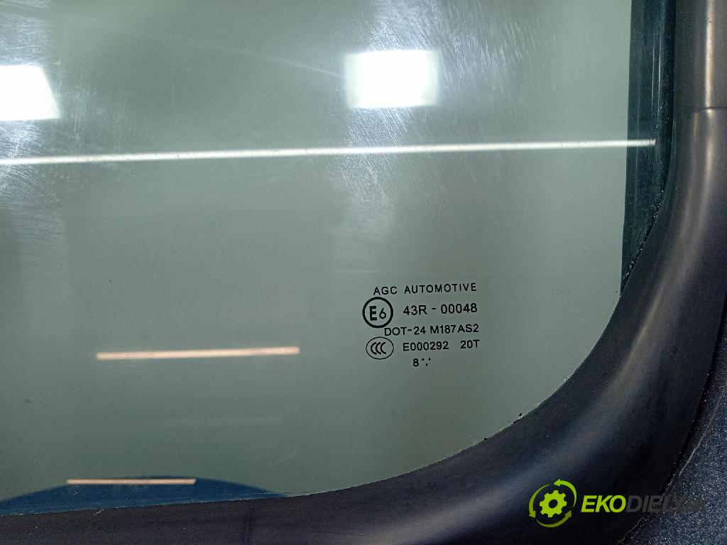 Peugeot Expert 2009 dveře před Vlevo, odjet: