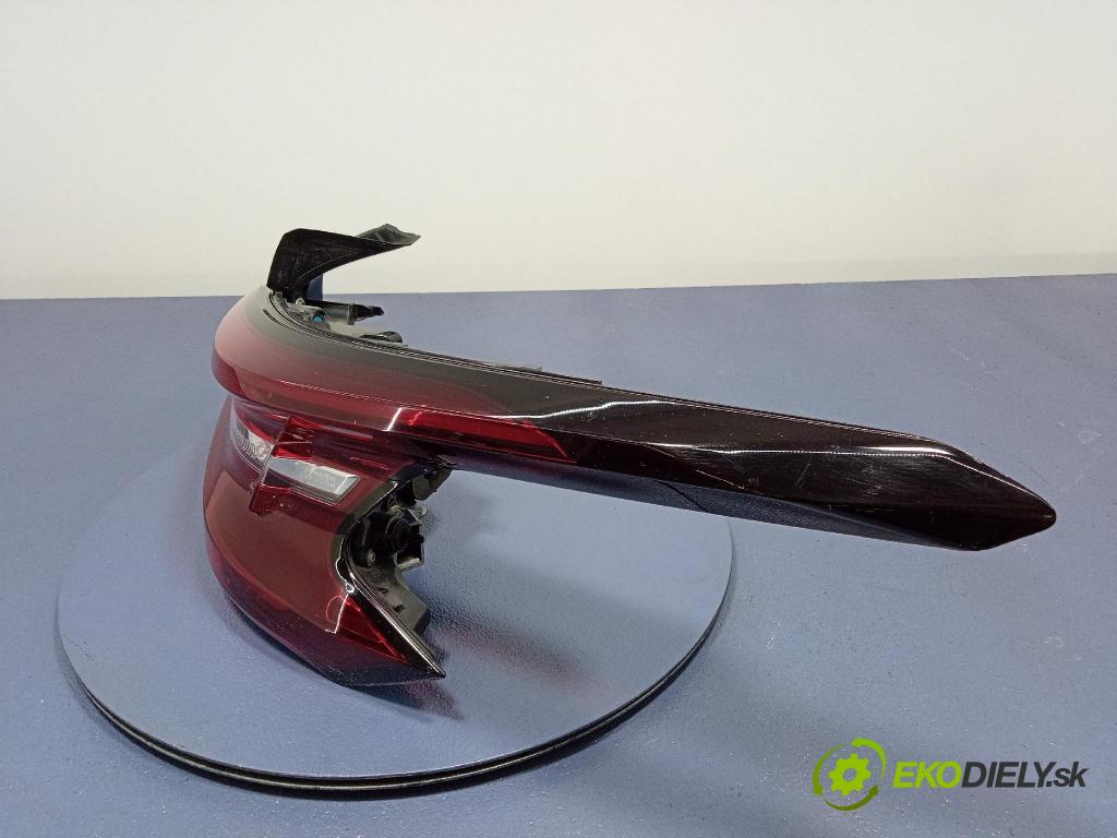 Citroen C4 0 světlo Zad: Práva: Mimo: 00230015