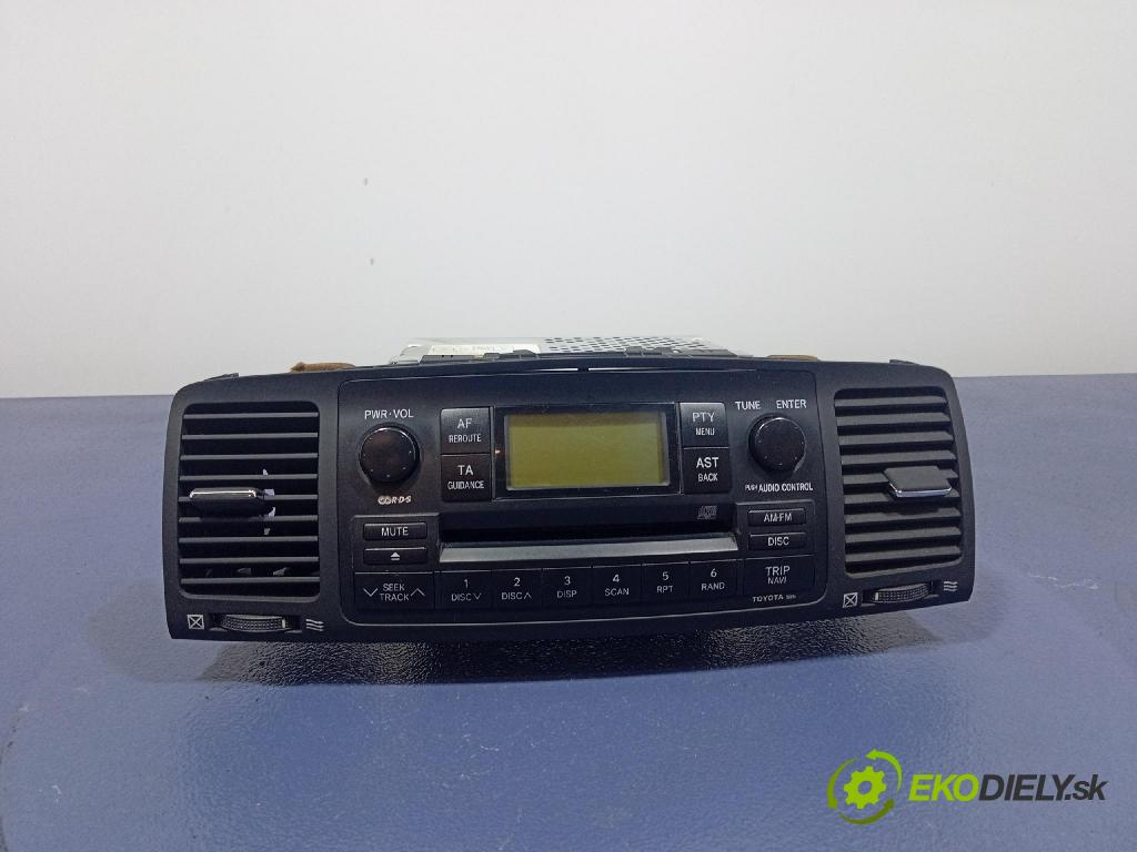 Toyota Corolla 2004 Radio I Navigácia: 86120-12880