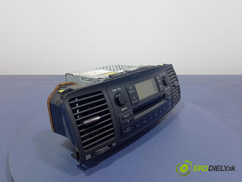 Toyota Corolla 2004 Radio I Navigácia: 86120-12880