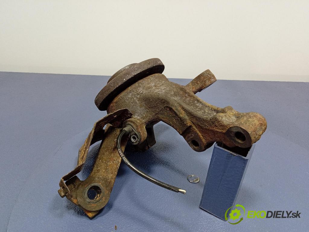 Peugeot Expert 2009 náboj levá 64832U03