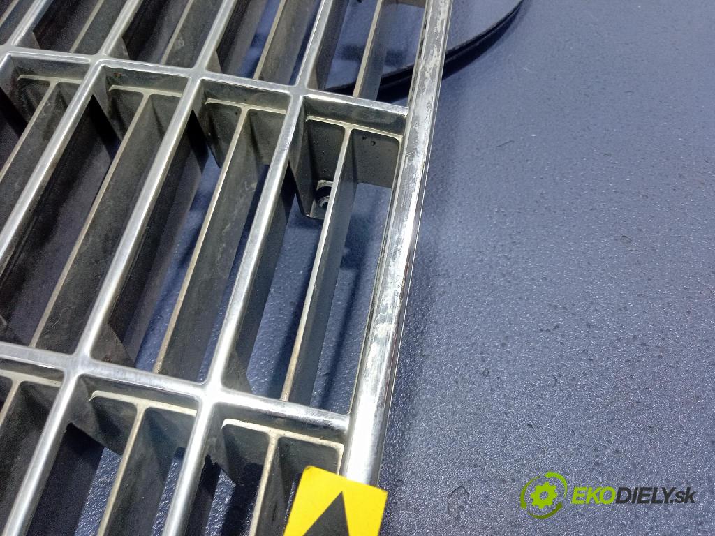 Cadillac Brougham 1993 miežka / Gril: 10163562