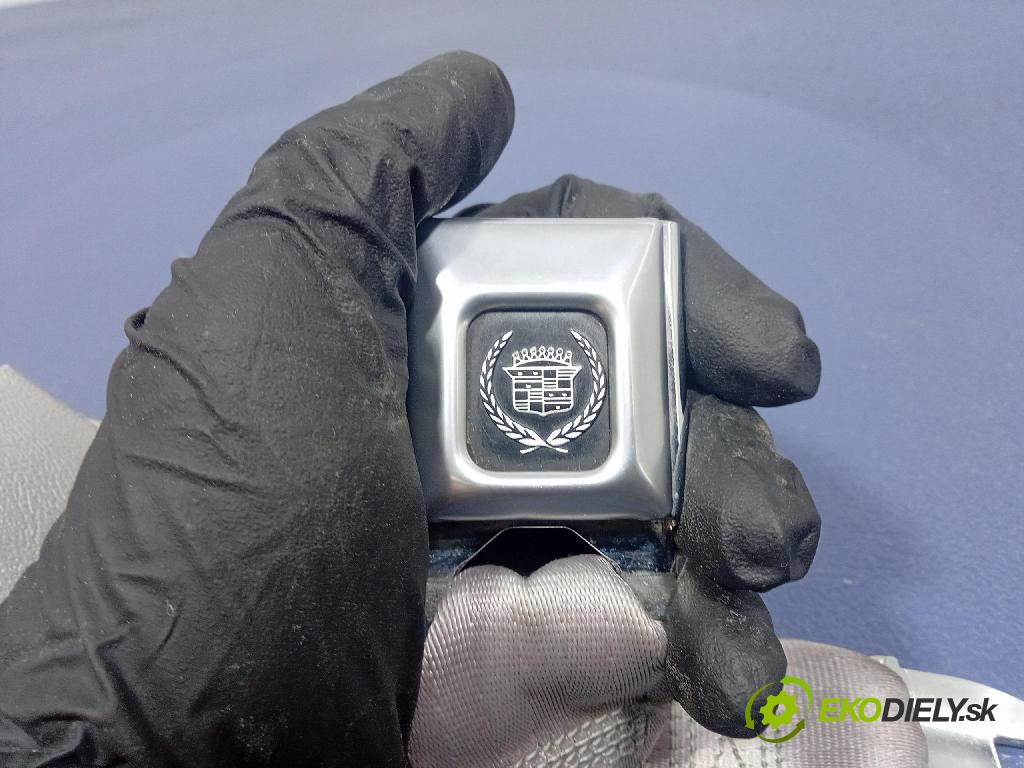 Cadillac Brougham 1993 Pásy: Bezpečnosť: x