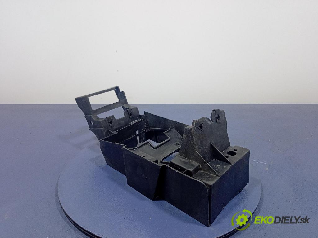 Cadillac Brougham 1993 výztuha Čelní / stěna Přední 16516186