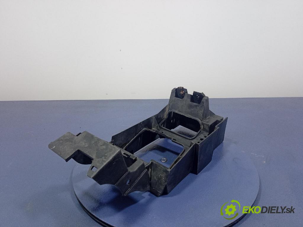 Cadillac Brougham 1993 výztuha Čelní / stěna Přední 16516186