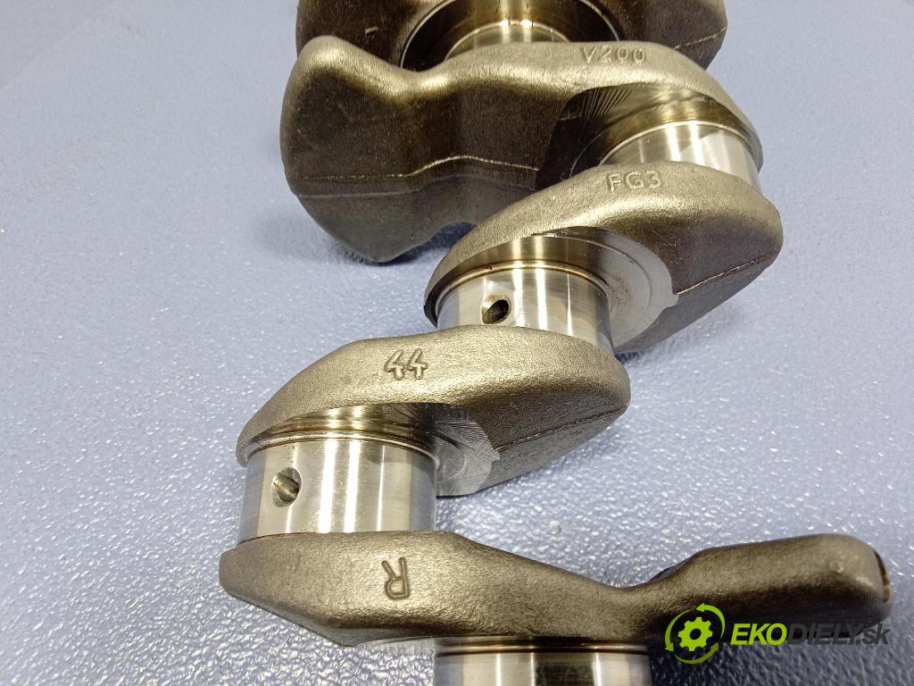 Vw Arteon 2024 hřídel Klika 04L105263D