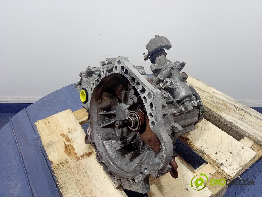 Toyota Corolla 2004 prevodovka Manualna