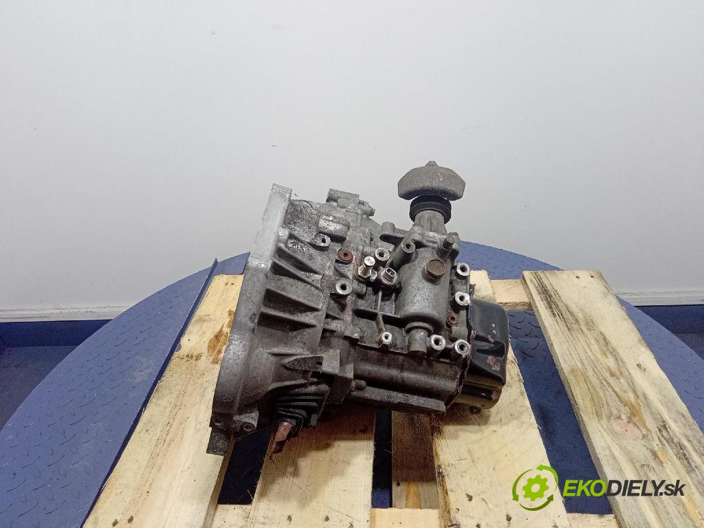 Toyota Corolla 2004 prevodovka Manualna