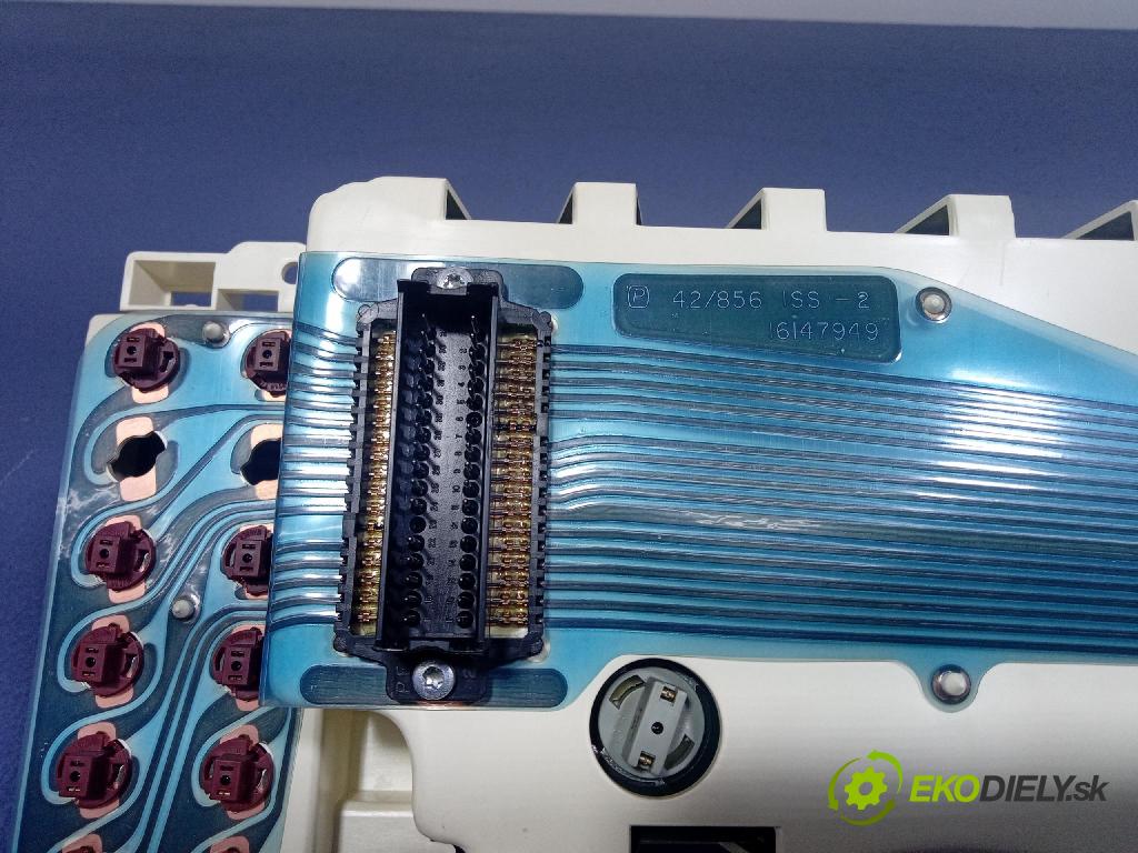 Cadillac Brougham 1993 prístrojovka/ budíky 16147946