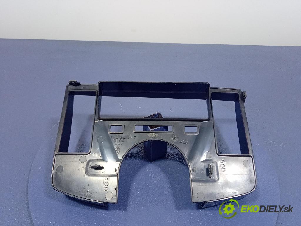 Cadillac Brougham 1993 kryt Plast: Interiéry: 10232597