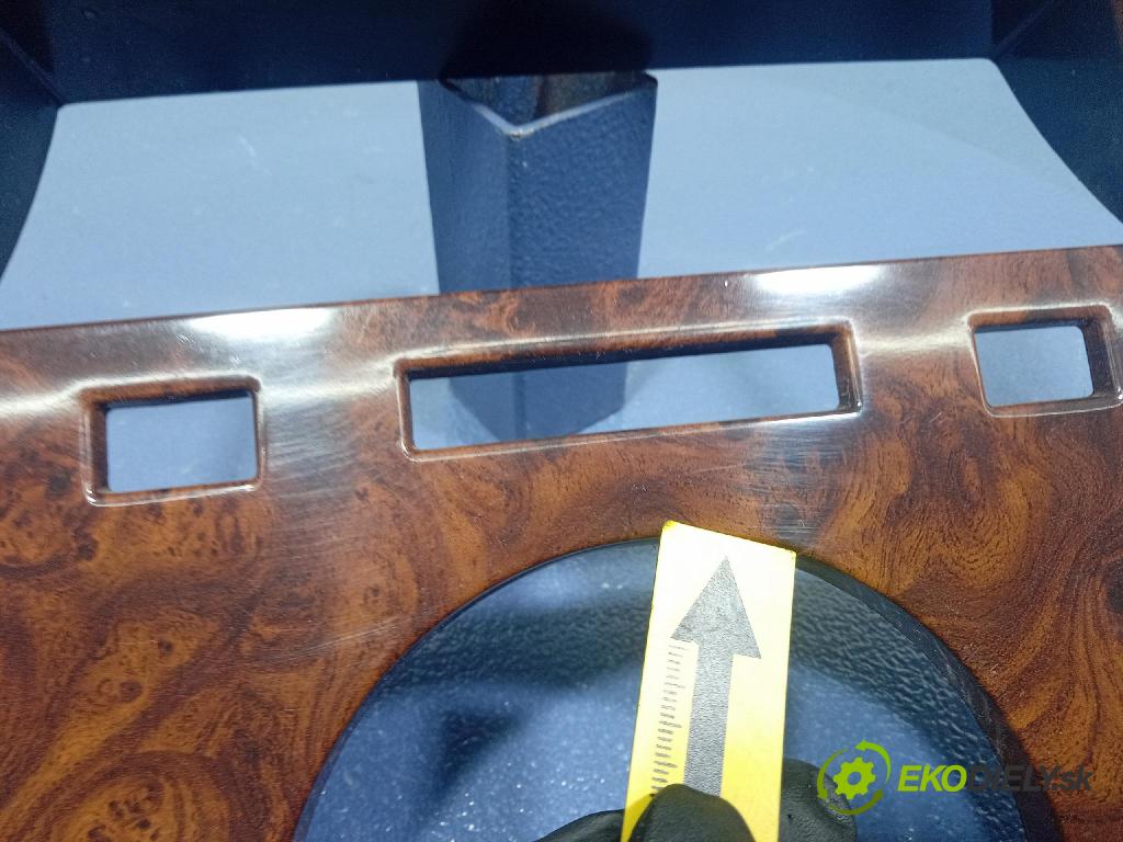 Cadillac Brougham 1993 kryt Plast: Interiéry: 10232597