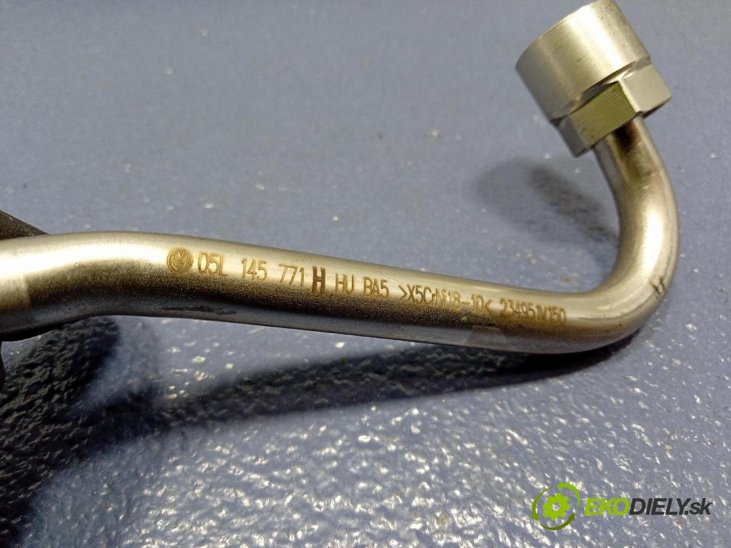 Vw Arteon 2024 trubka Olejový: 05L145771H
