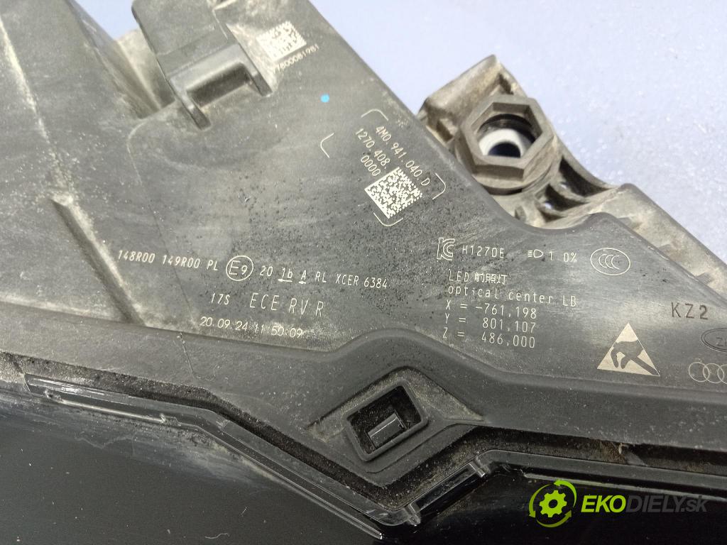 Audi Q7 0 Reflektor: v pravo: 4M0941040D
