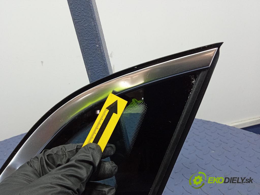 Audi Q3 0 sklo Karosérie: Zad: 83A845298E