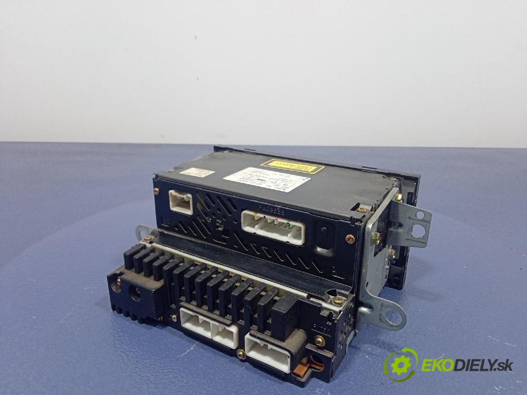 Toyota Rav4 2003 Radio I Navigácia: 86120-42061