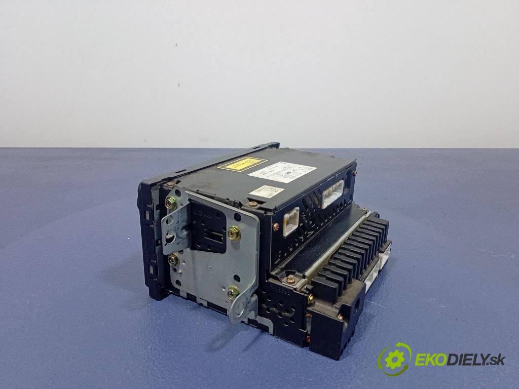 Toyota Rav4 2003 Radio I Navigácia: 86120-42061