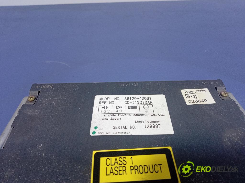 Toyota Rav4 2003 Radio I Navigácia: 86120-42061