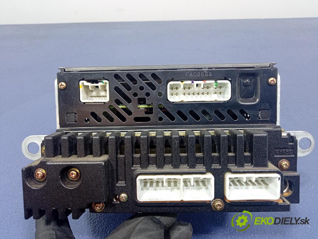 Toyota Rav4 2003 Radio I Navigácia: 86120-42061