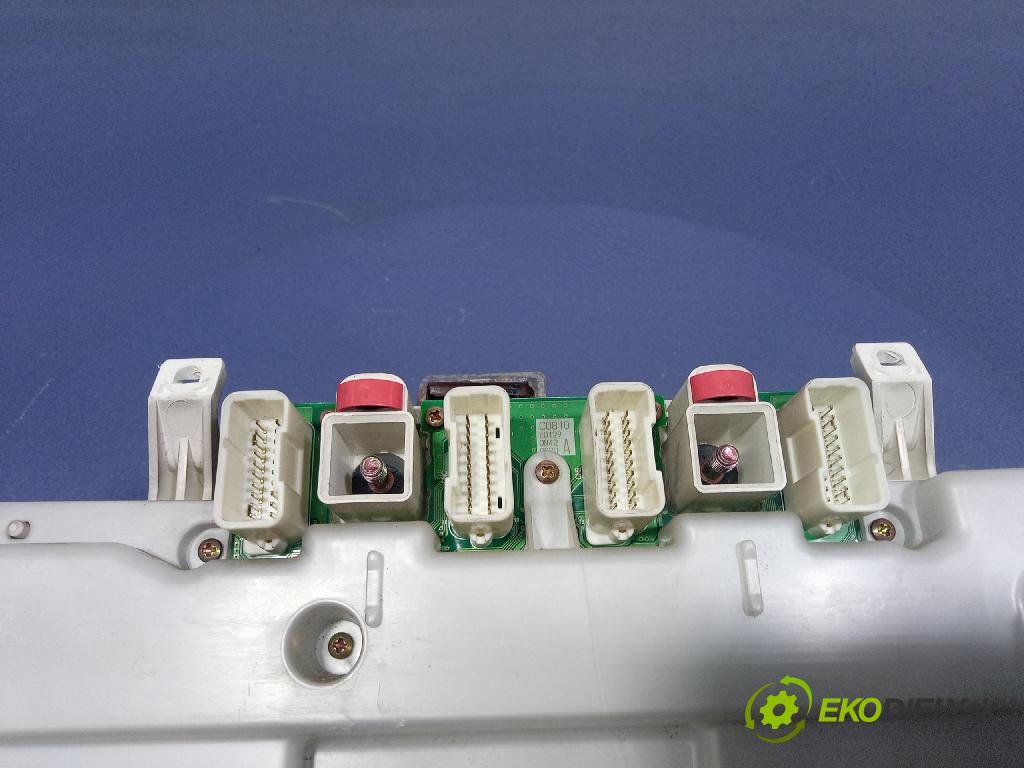 Toyota Rav4 2003 Přístrojová deska 83800-4A091