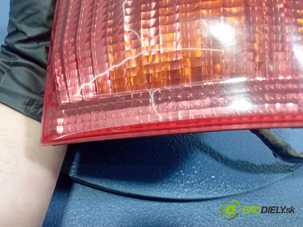 Toyota Rav4 2003 světlo Zad: Práva: Mimo: ICHIKOH 42-26