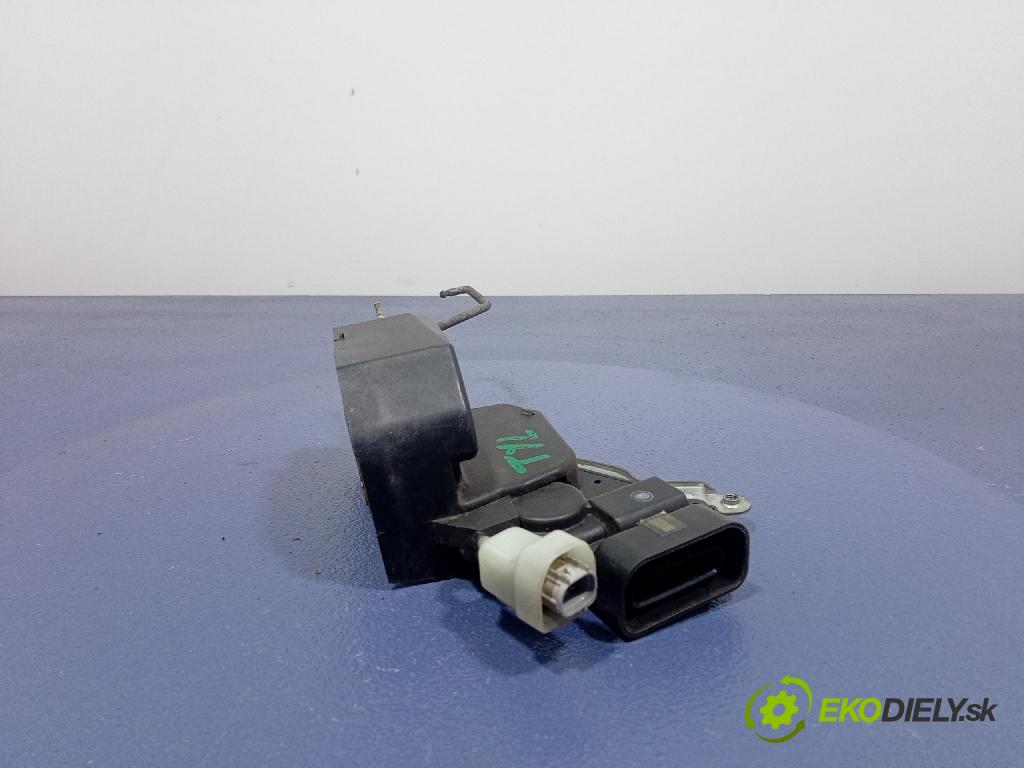 Toyota Rav4 2003 zámok Klapky: kufra: