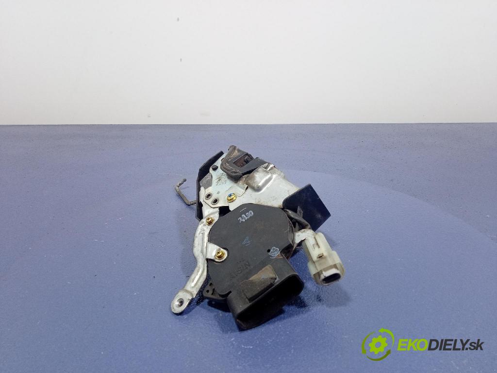 Toyota Rav4 2003 zámok Klapky: kufra: