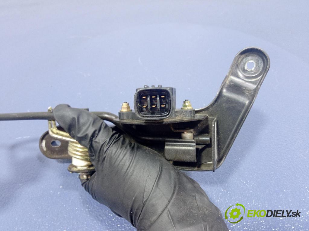 Toyota Rav4 2003 pedal Plyn: 89281-33010