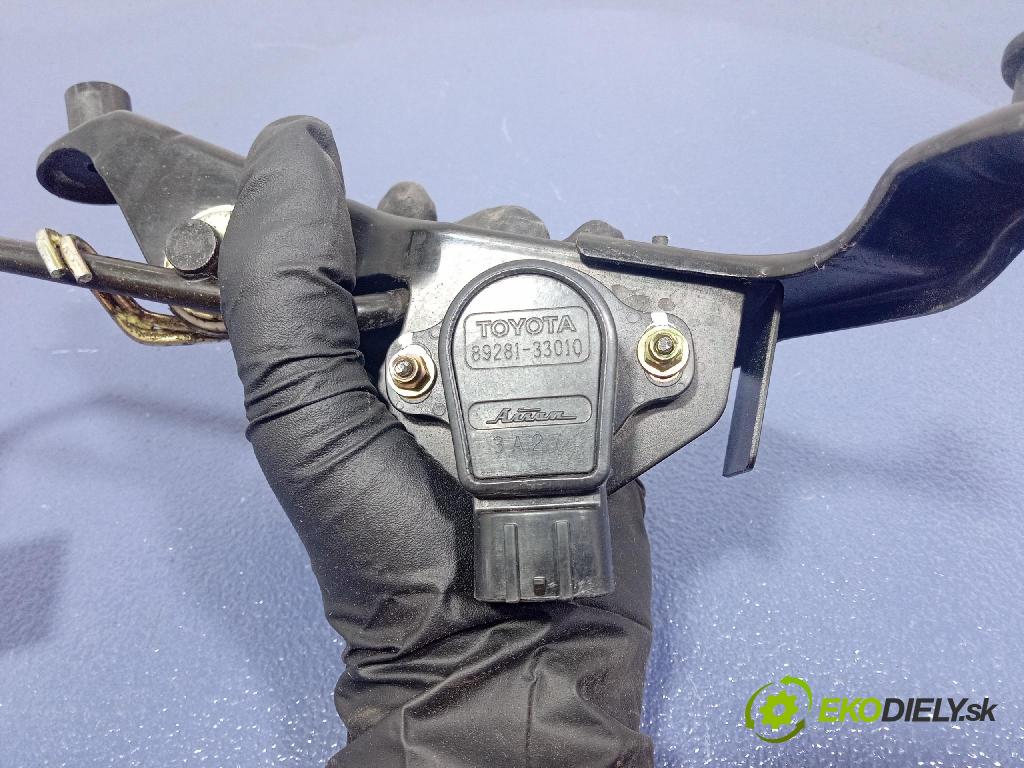 Toyota Rav4 2003 pedal Plyn: 89281-33010