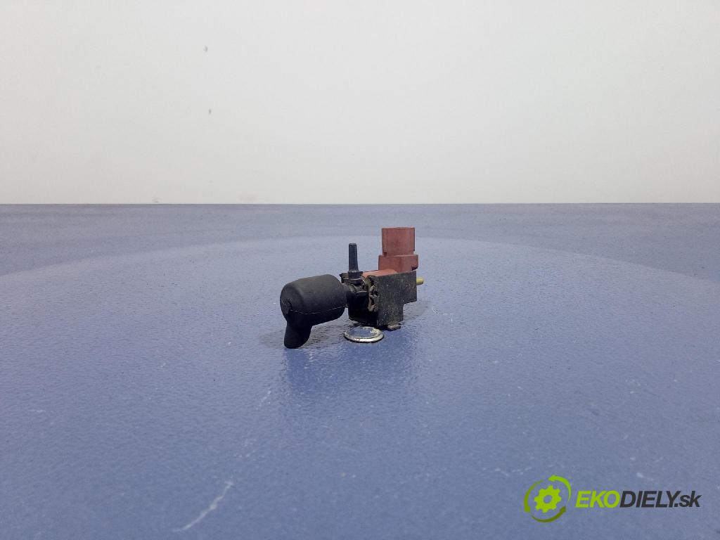 Toyota Rav4 2003 ventil Vákuum: 25860-27010