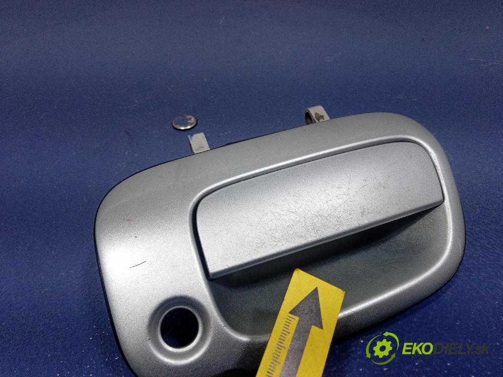 Toyota Rav4 2003 klika Klapky: Zadní: