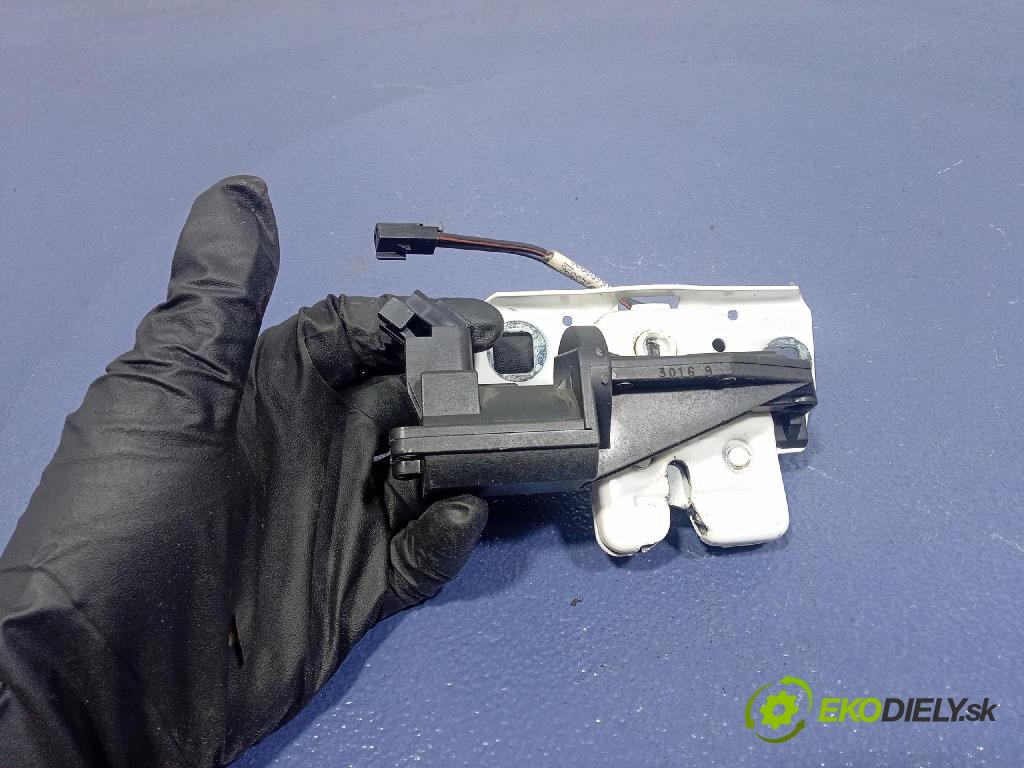 Cadillac Brougham 1993 zámok Klapky: kufra: 16608908