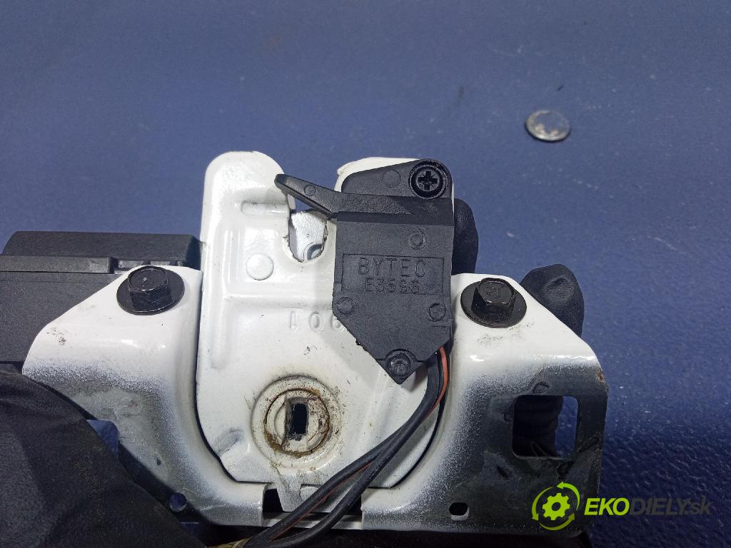 Cadillac Brougham 1993 zámok Klapky: kufra: 16608908