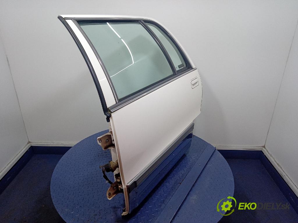 Cadillac Brougham 1993 dvere zad Vľavo: