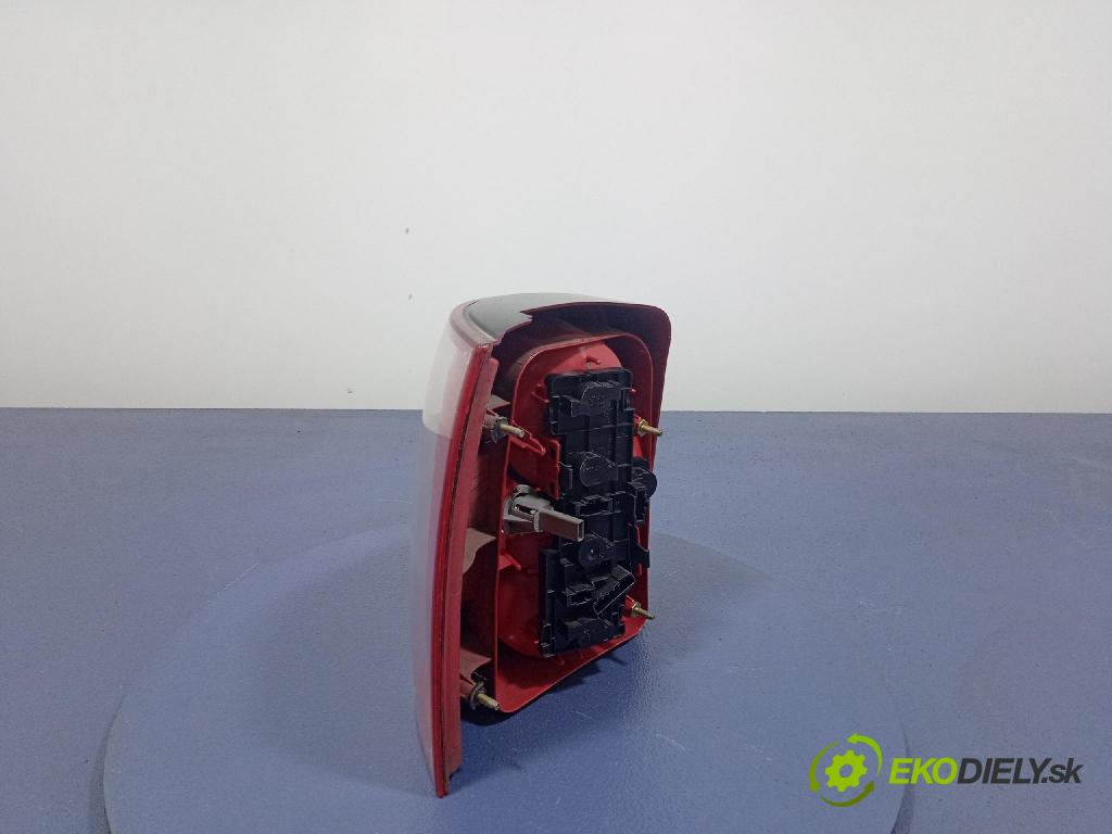 Volkswagen Passat 2001 světlo Zad: Práva: Mimo: 3B9945096AA