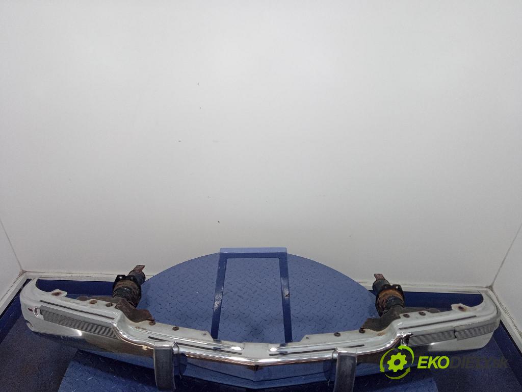 Cadillac Brougham 1993 nárazník před