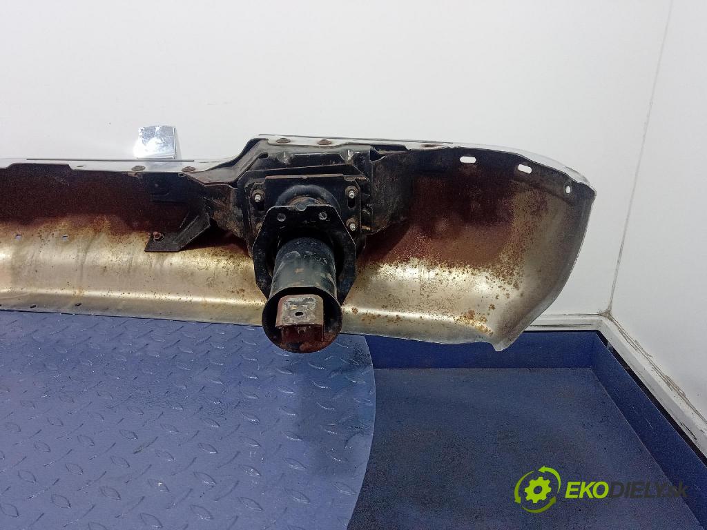 Cadillac Brougham 1993 nárazník před