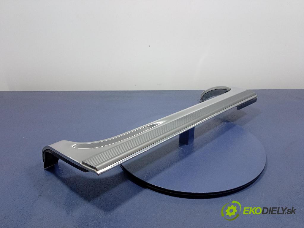 Cadillac Brougham 1993 blatnik Zad: Levý: 16613957