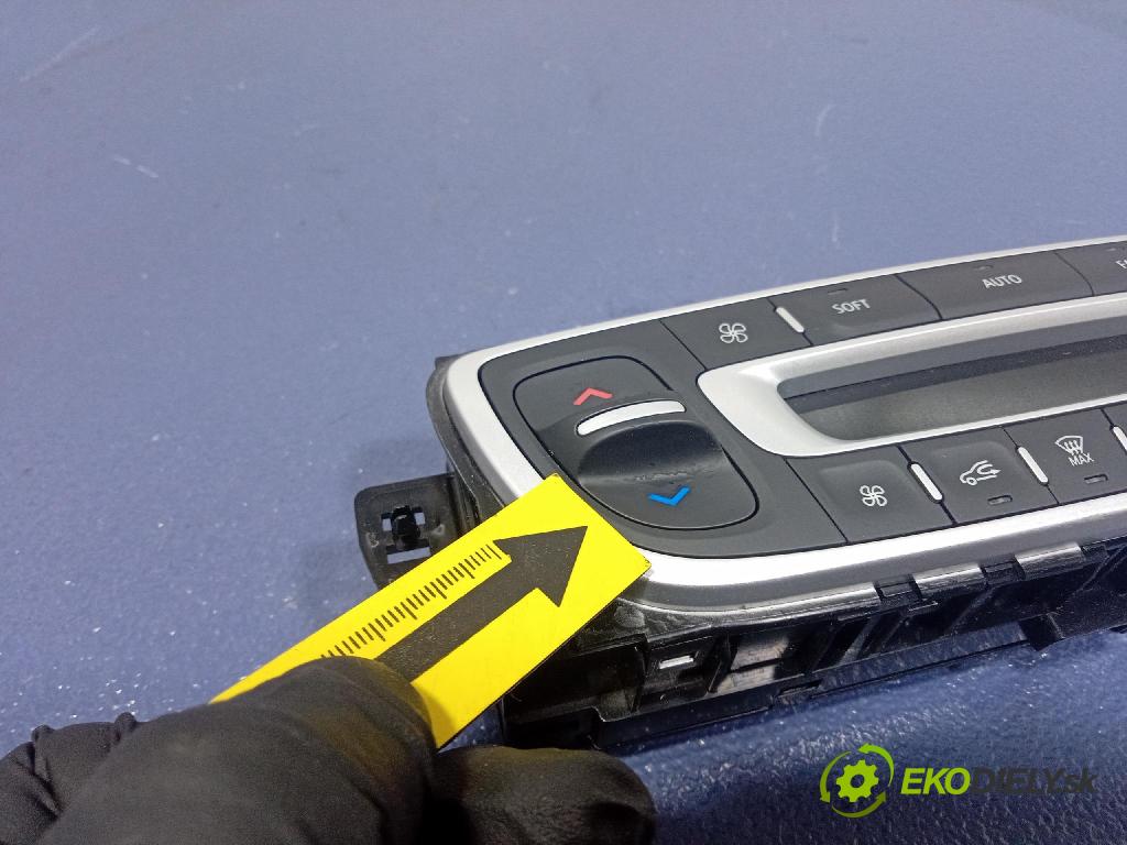 Renault Scenic 2009 Přepínač Klimatizace: Proud vzduchu 275100026R