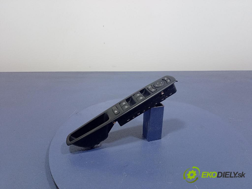 Renault Scenic 2009 prepínač Okná: