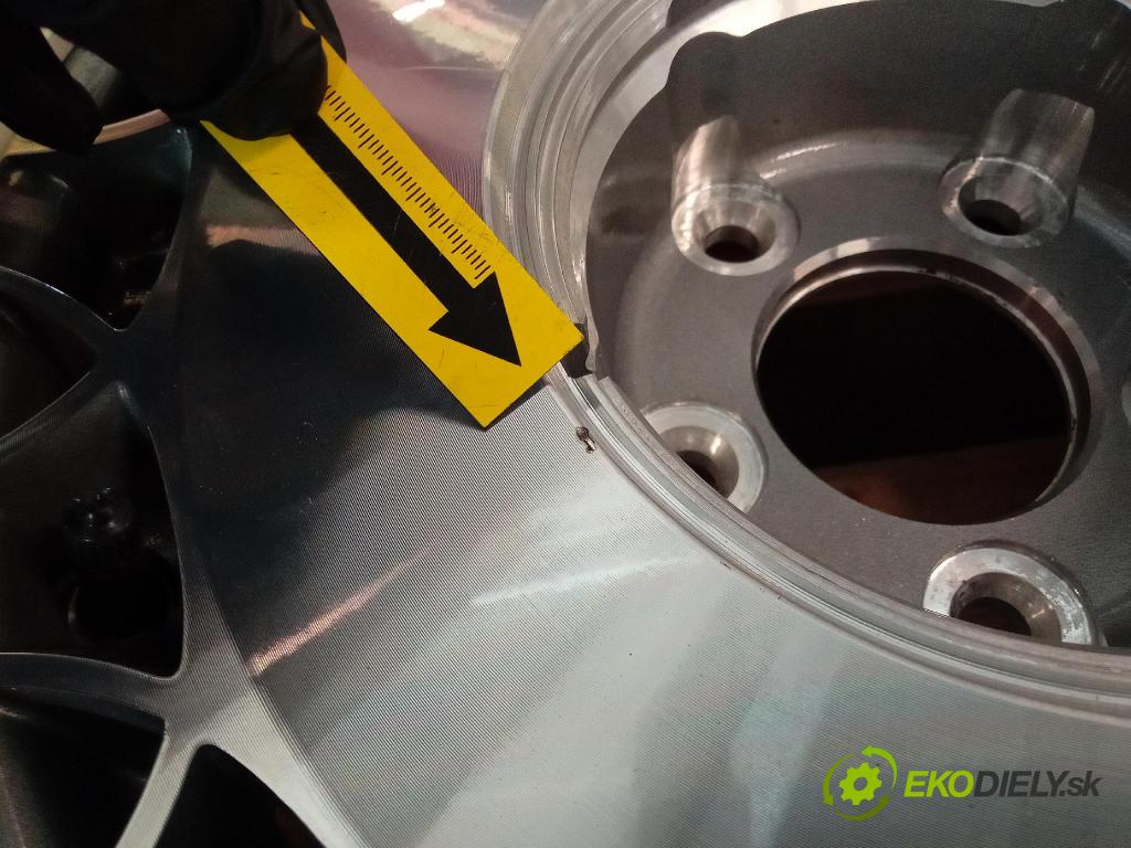 Cadillac Brougham 1993 Ráfky Hlinikové: Pneumatiky 10172908