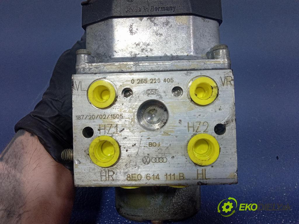 Volkswagen Passat 2001 čerpadlo ABS x 8E0614111B