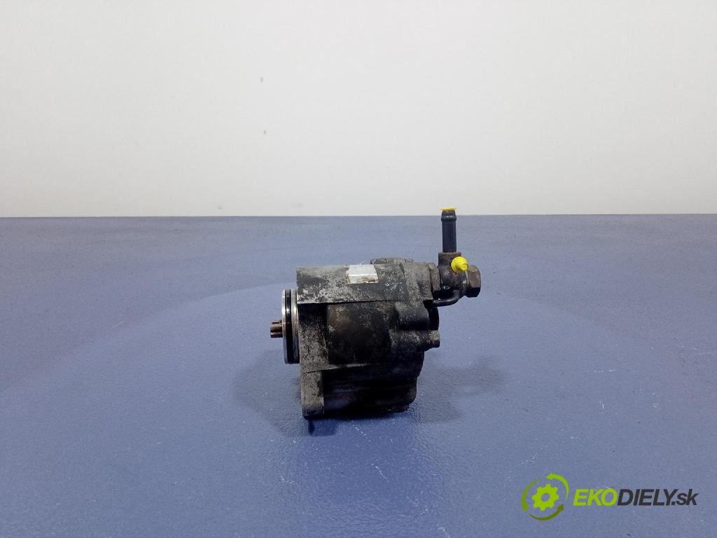 Toyota Rav4 2003 čerpadlo vakuová