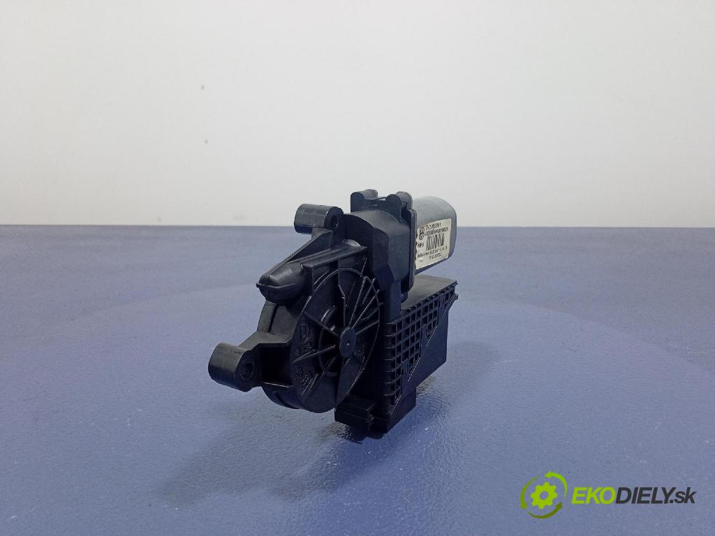 Vw Polo 2007 mechanizmus okna Okná: Predné v pravo: 6Y2959801