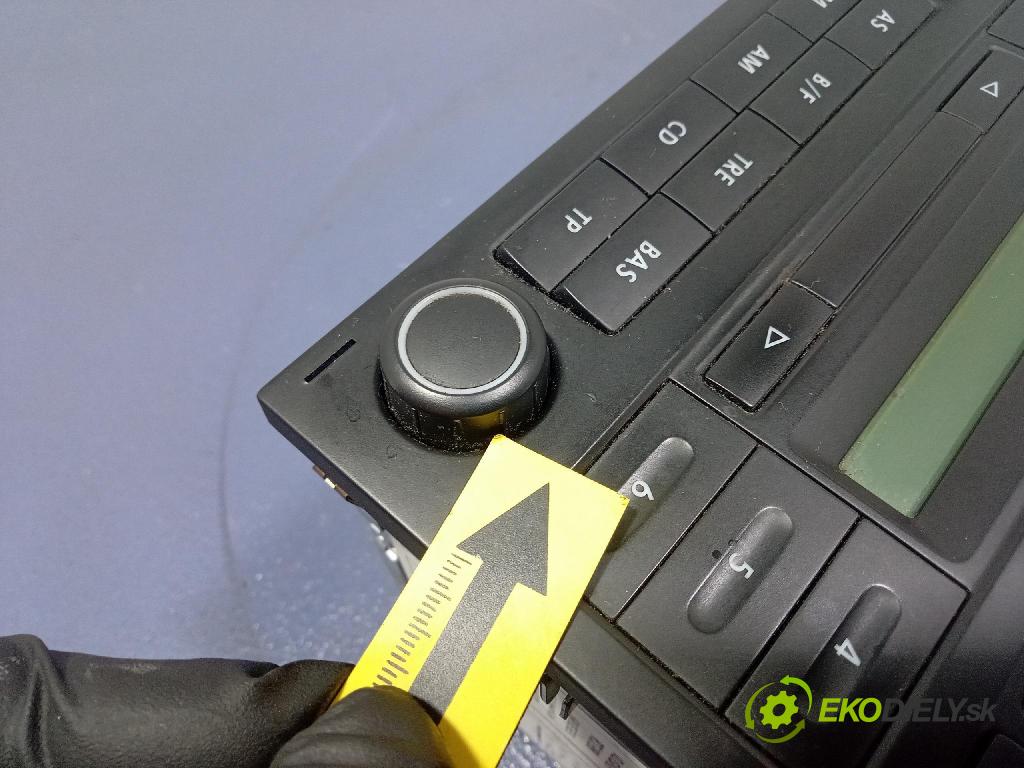 Vw Polo 2007 Radio I Navigace: 6Q0035152B