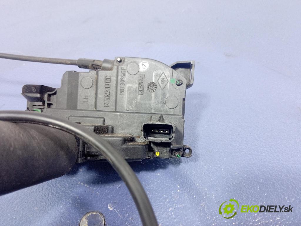 Renault Scenic 2009 zámek dveře před Levý: