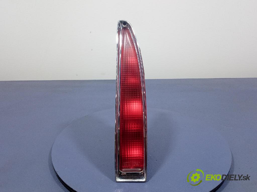 Cadillac Brougham 1993 světlo Zad: Práva: Mimo: 16516418