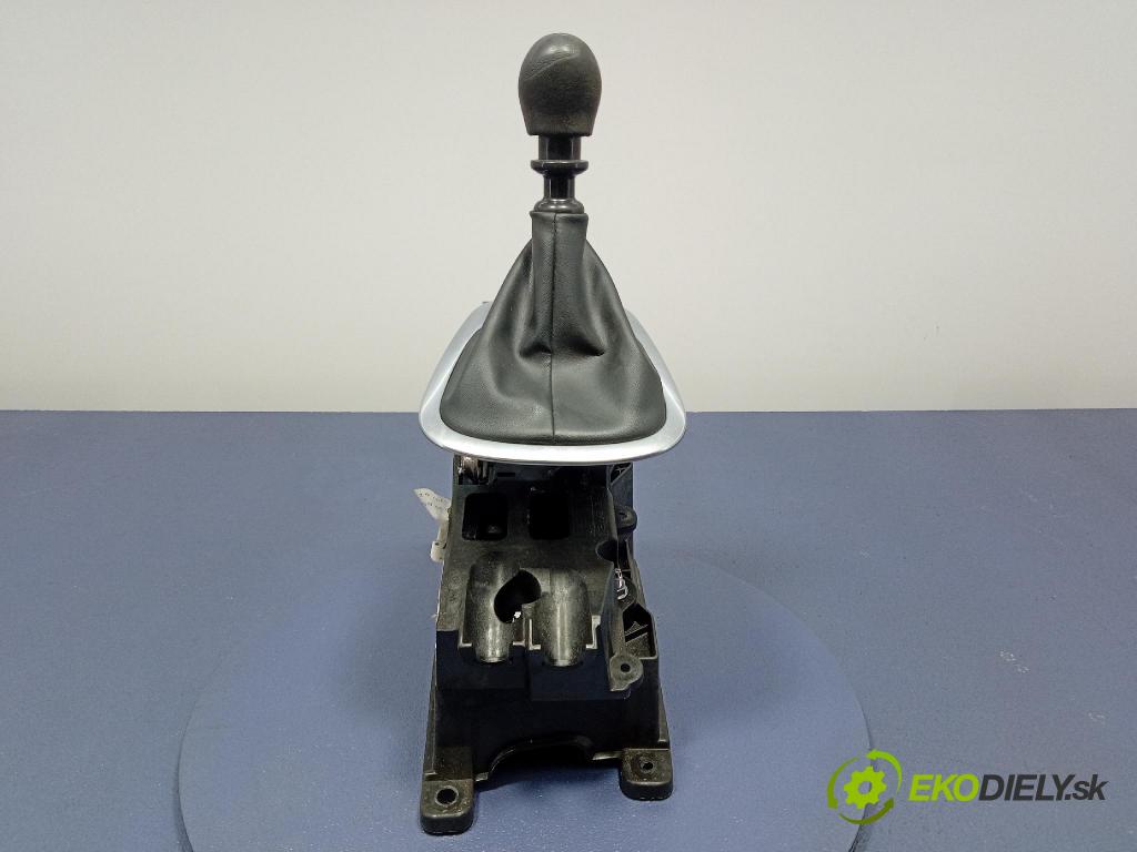 Renault Scenic 2009 kulisa Změny Ozubené kola: 8200736236