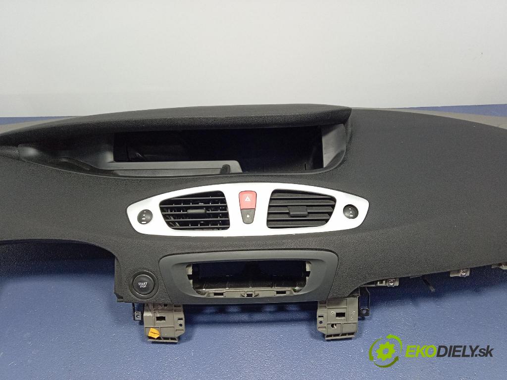 Renault Scenic 2009 kokpit,přistrojova deska 985701921R