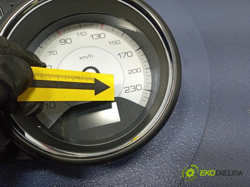 Peugeot 308 2007 Přístrojová deska 9664673180