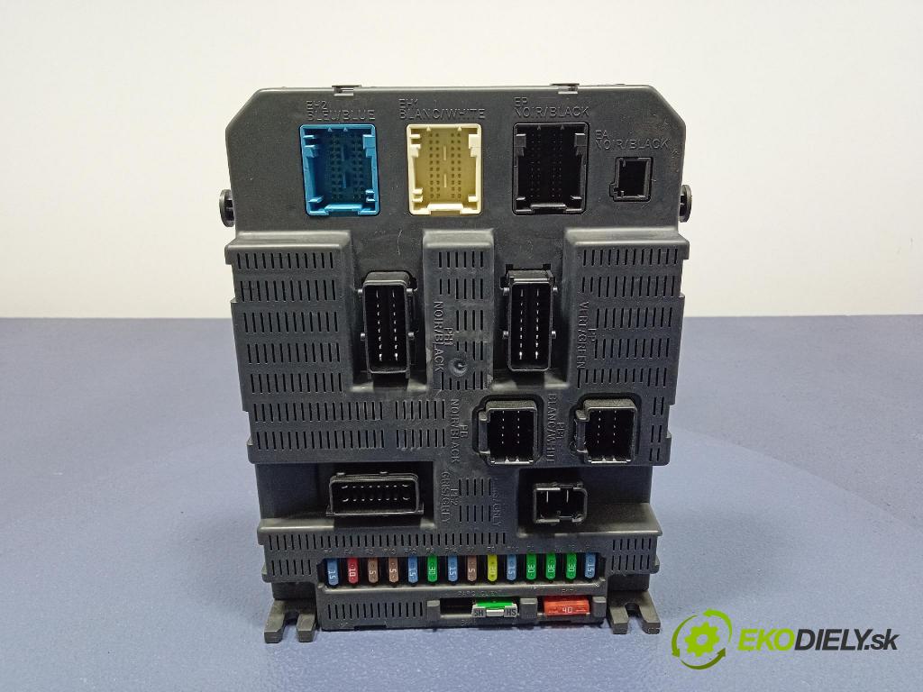 Peugeot 308 2007 skříňka Pojistky 9663798180